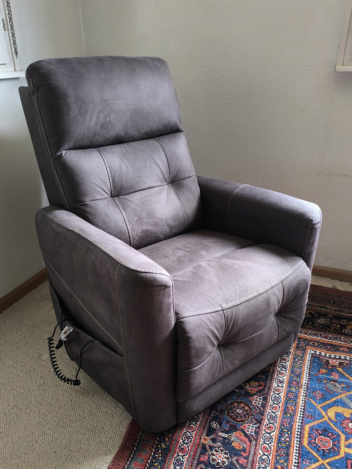 Image(s) de l'annonce Fauteuil releveur