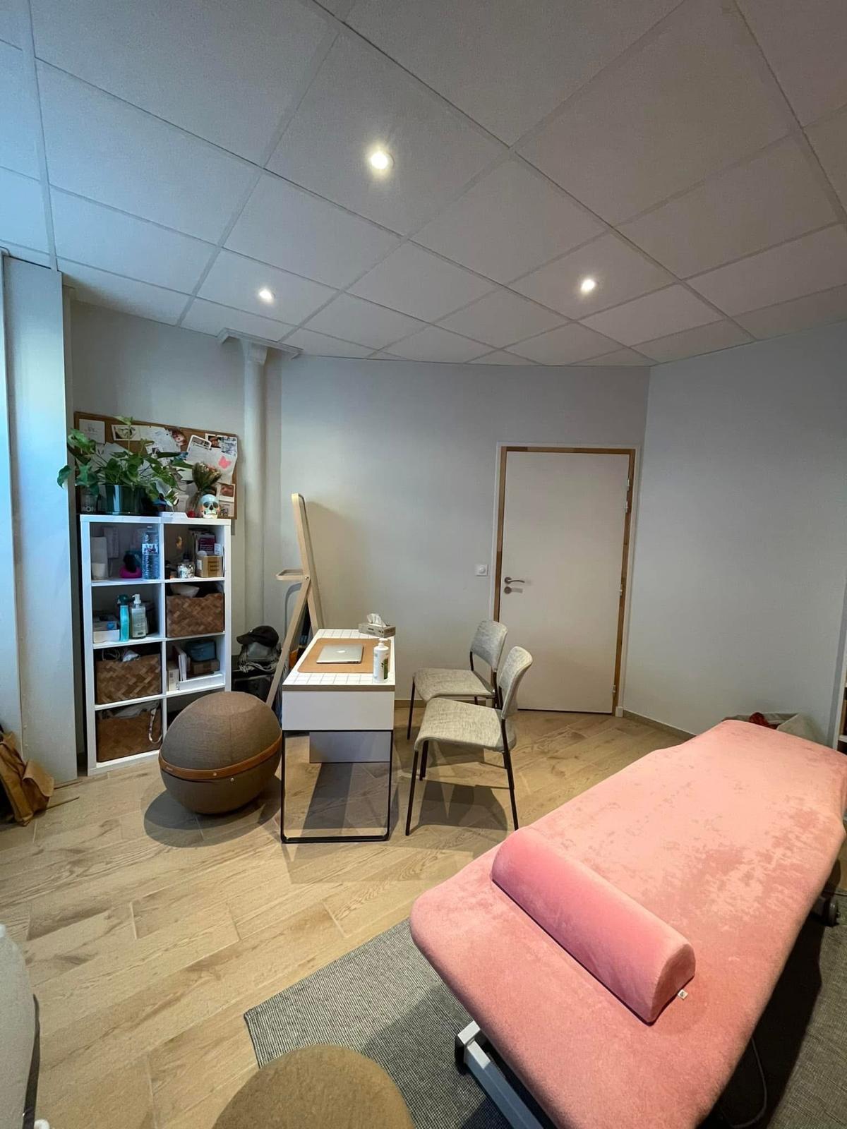 Image(s) de l'annonce UNE SALLE DE CONSULTATION À LOUER limite Vincennes au sein d’un cabinet pluridisciplinaire