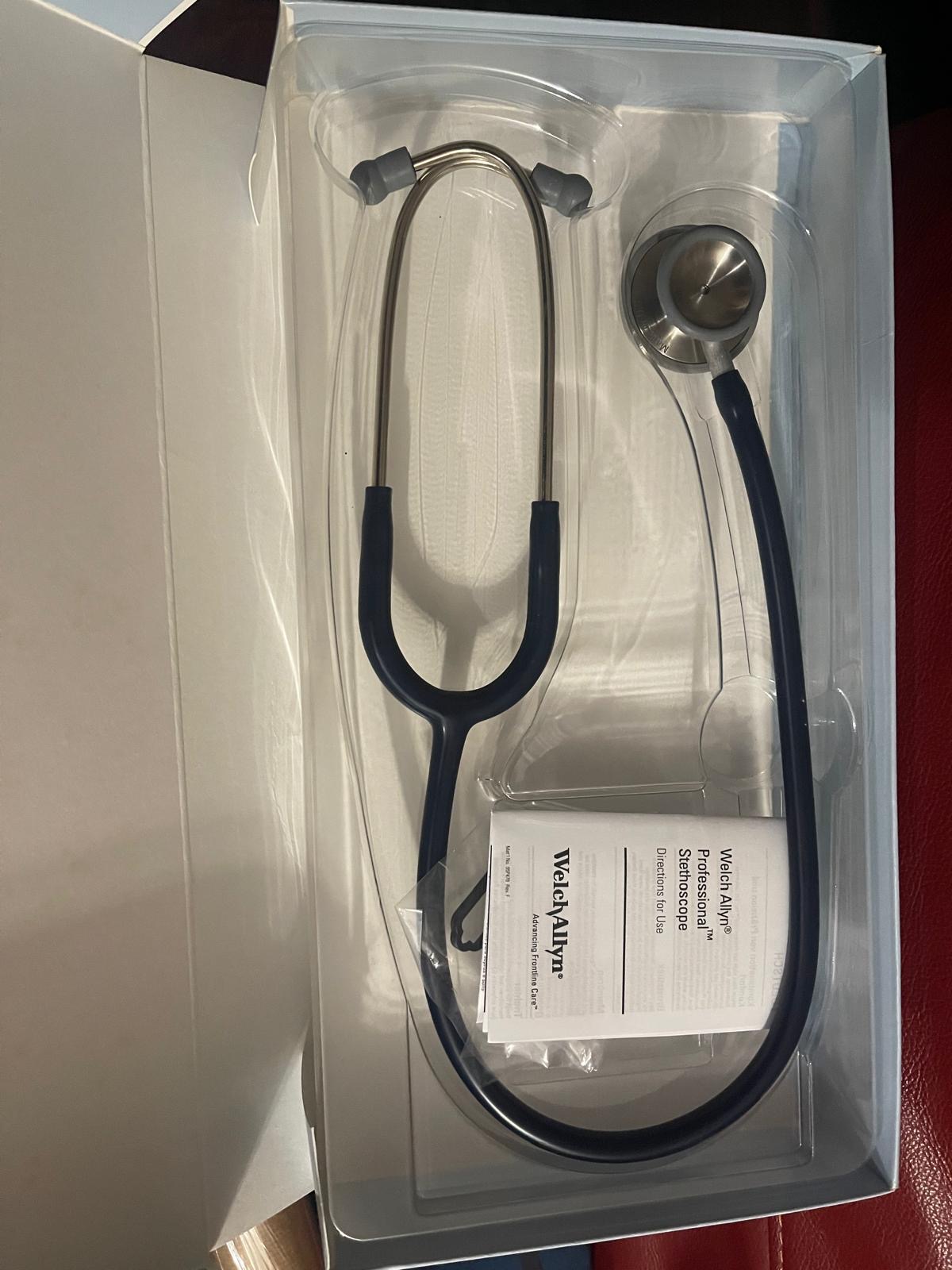 Image(s) de l'annonce Stéthoscope double pavillon Welch Allyn, neuf, emballé