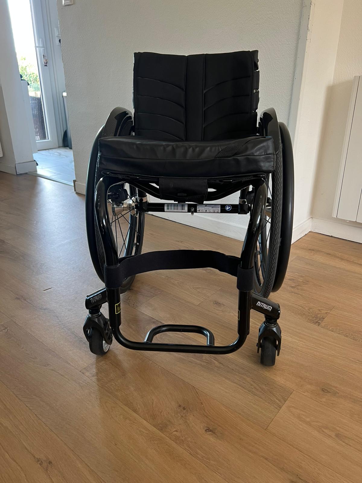 Image(s) de l'annonce Fauteuil roulant