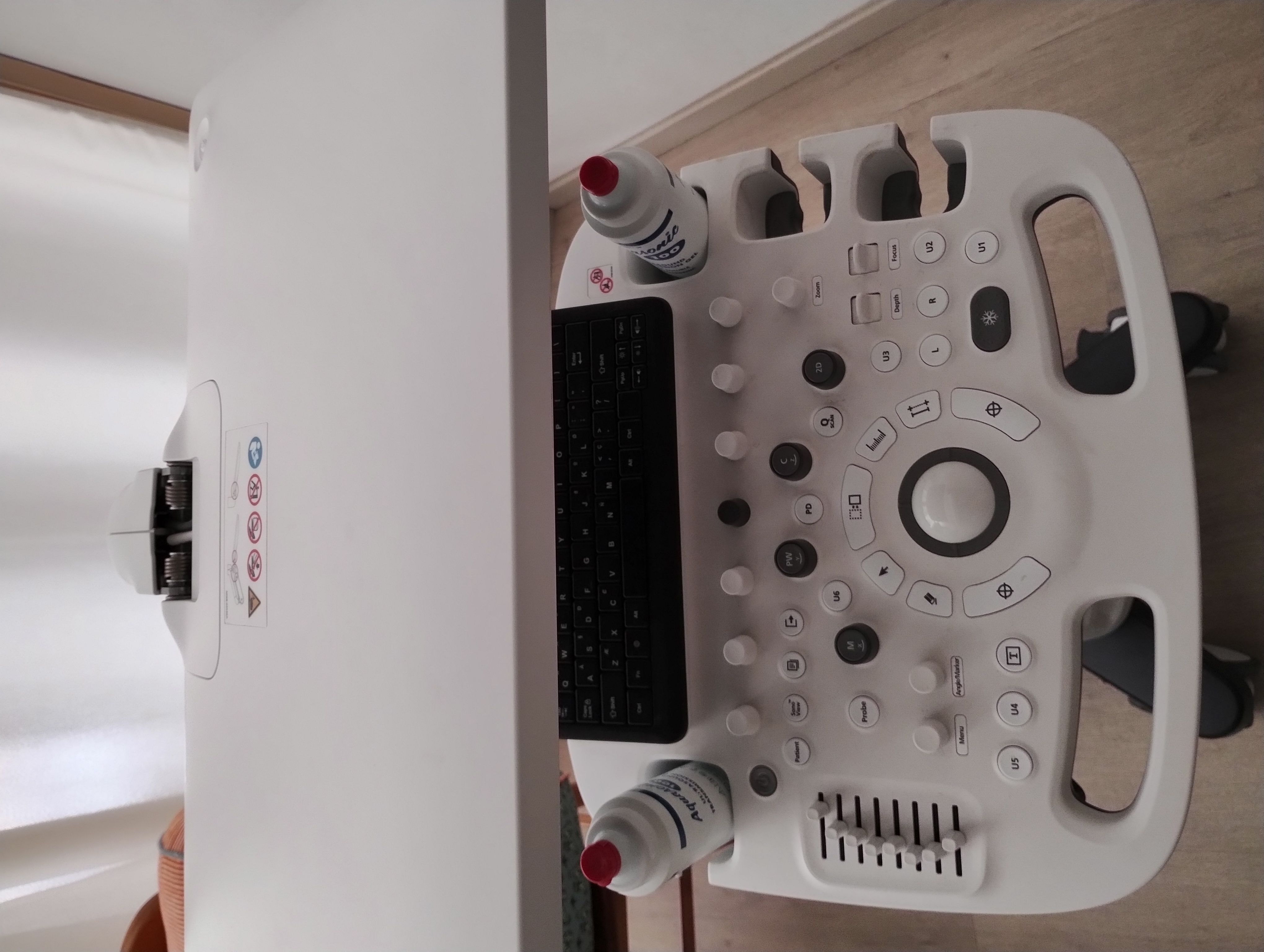 Image(s) de l'annonce Echographe Samsung HS-30