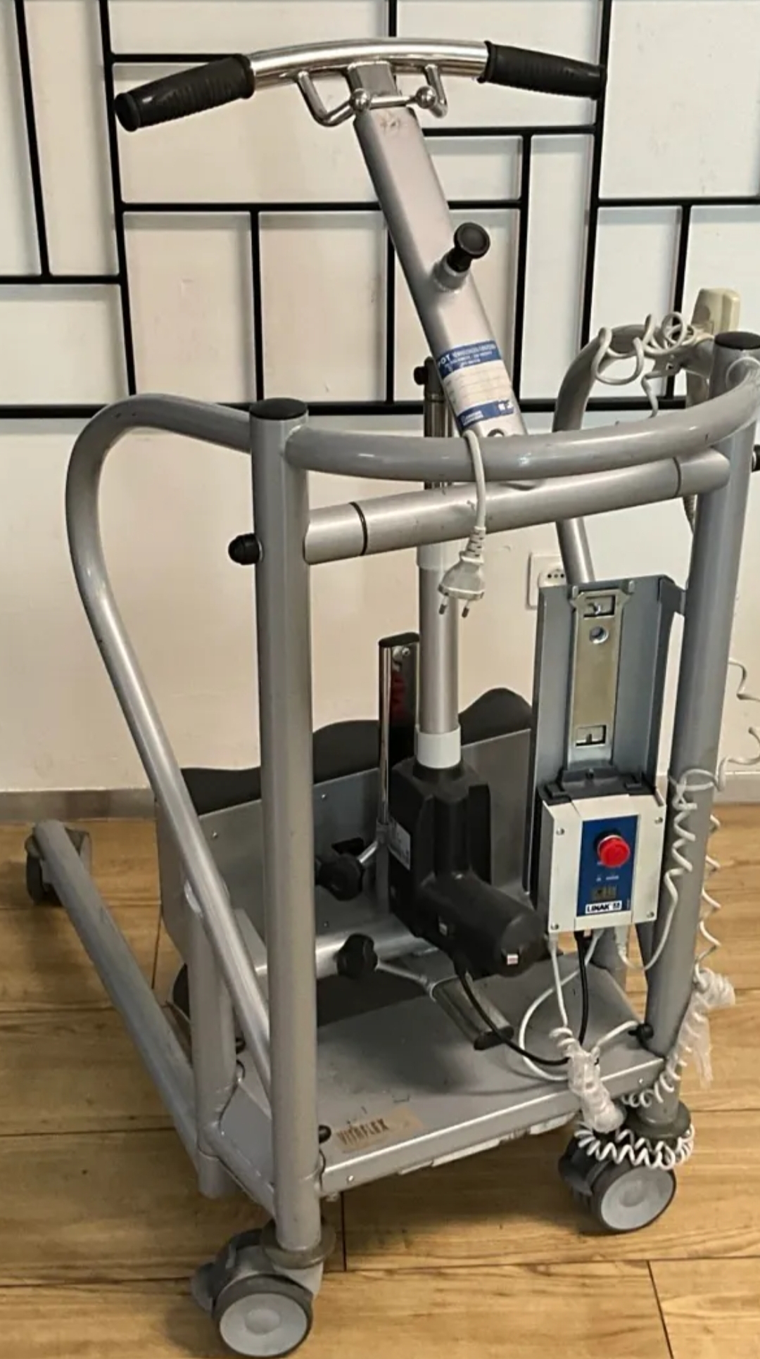 Image(s) de l'annonce Pont élévateur Handicare MiniLift 200