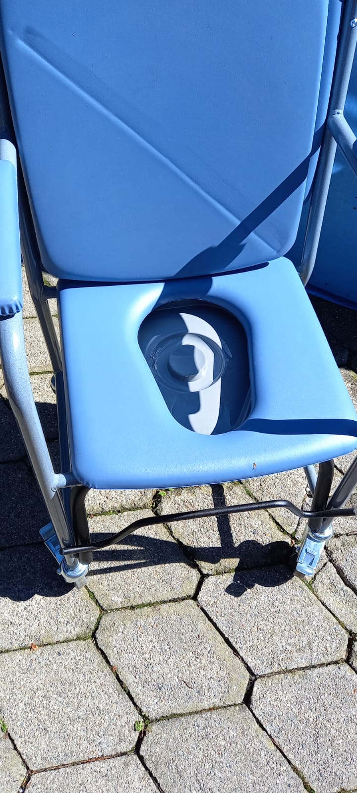 Image(s) de l'annonce Chaise pot