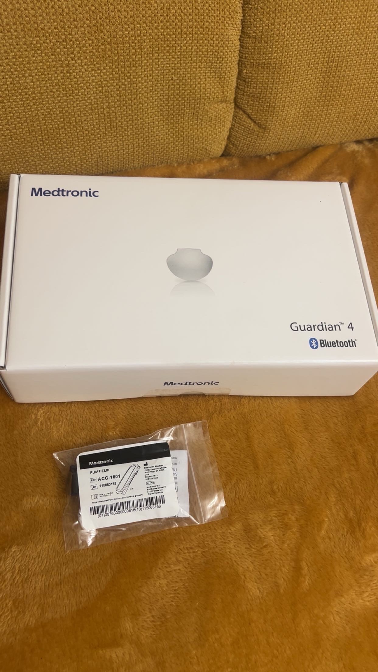 Image(s) de l'annonce Transmetteur Guardian 4 Medtronic NEUF (kit complet)