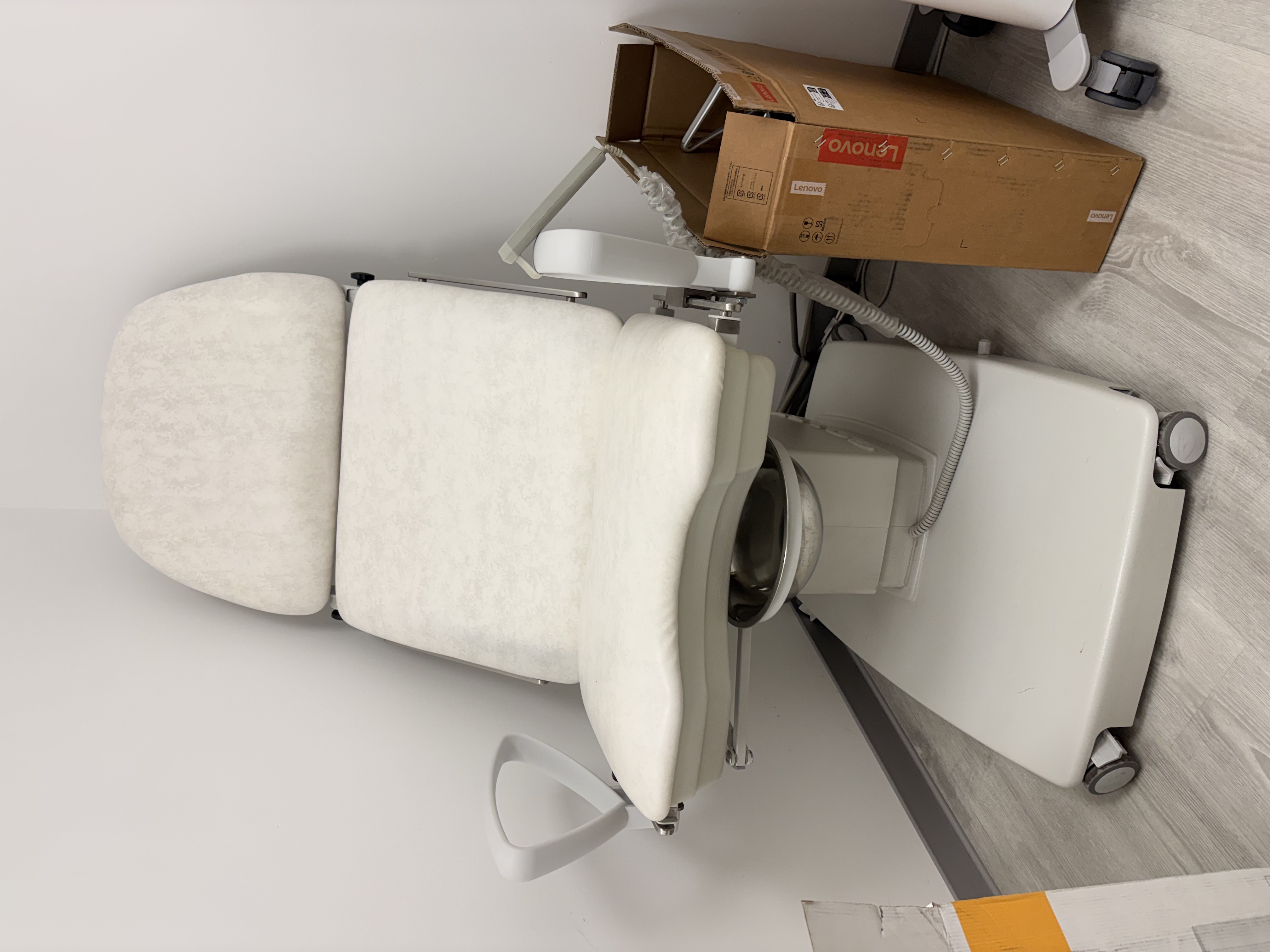 Image(s) de l'annonce Fauteuil gynécologique