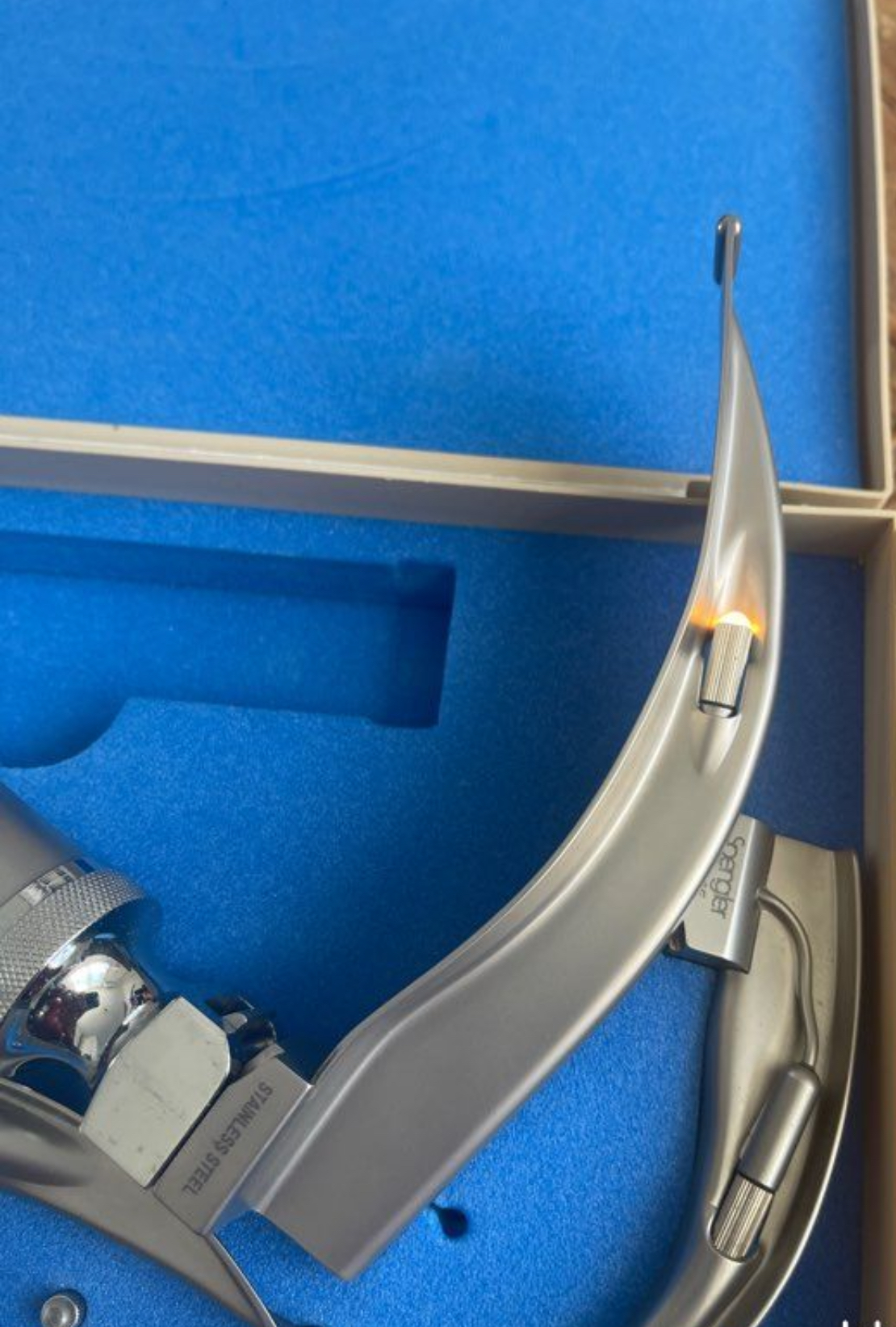 Image(s) de l'annonce Coffret laryngoscope