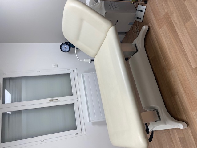 Image(s) de l'annonce Divan médical électrique 2 pans Licata