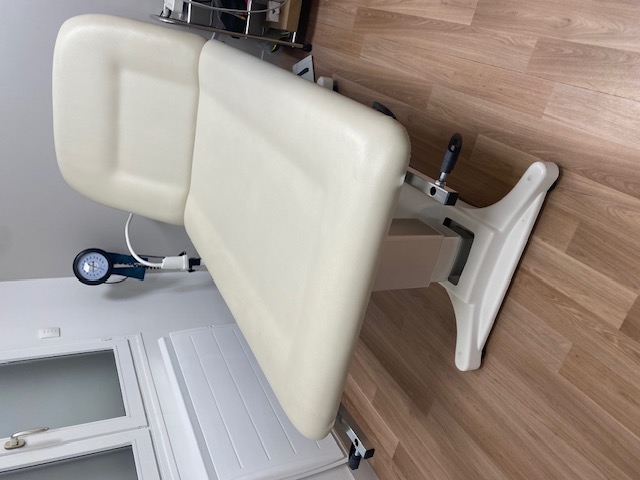 Image(s) de l'annonce Divan médical électrique 2 pans Licata