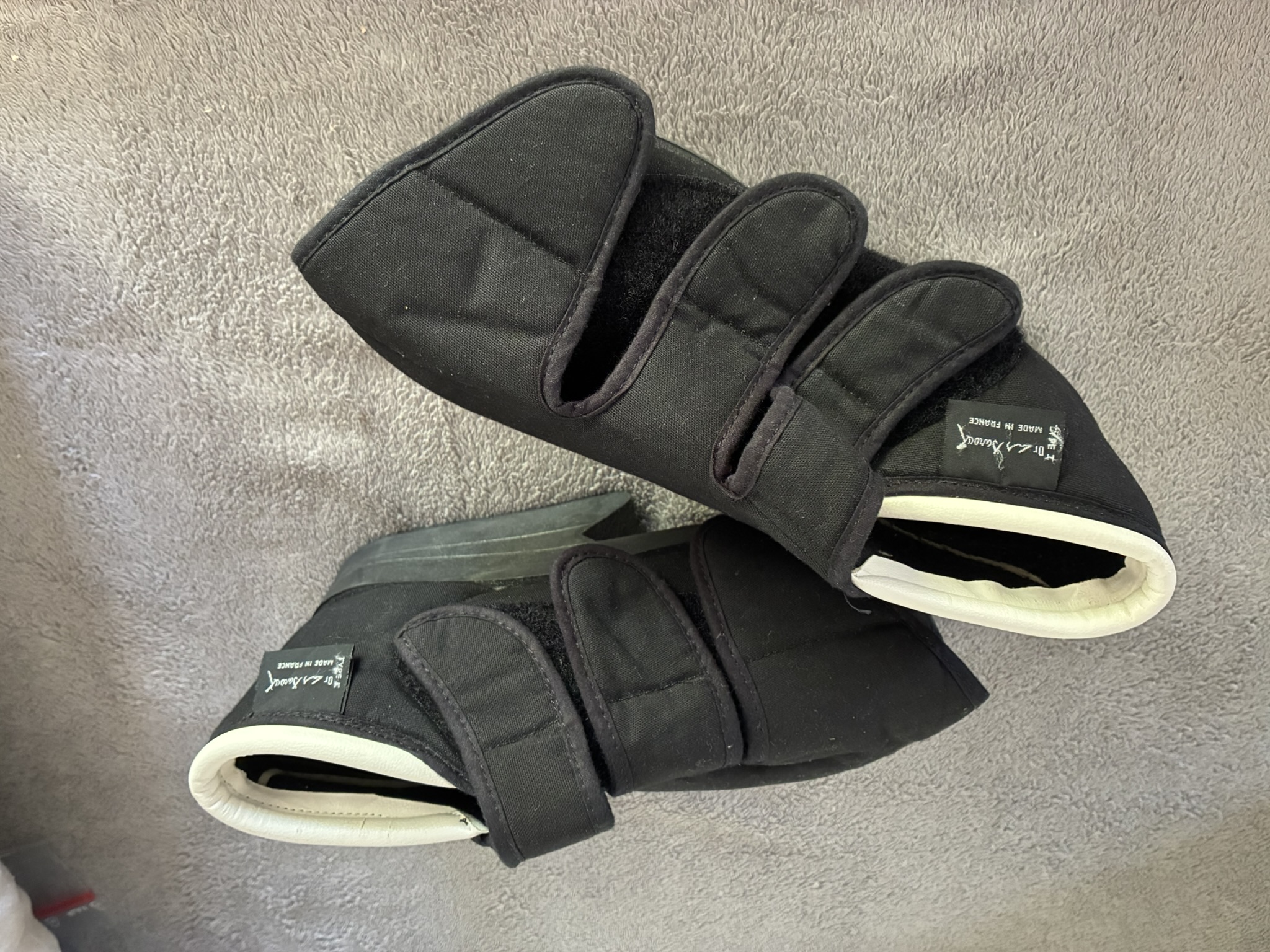 Image(s) de l'annonce Chaussures orthopédiques de décharge Barouk Type 1 velcro taille 39/40 – Très bon état