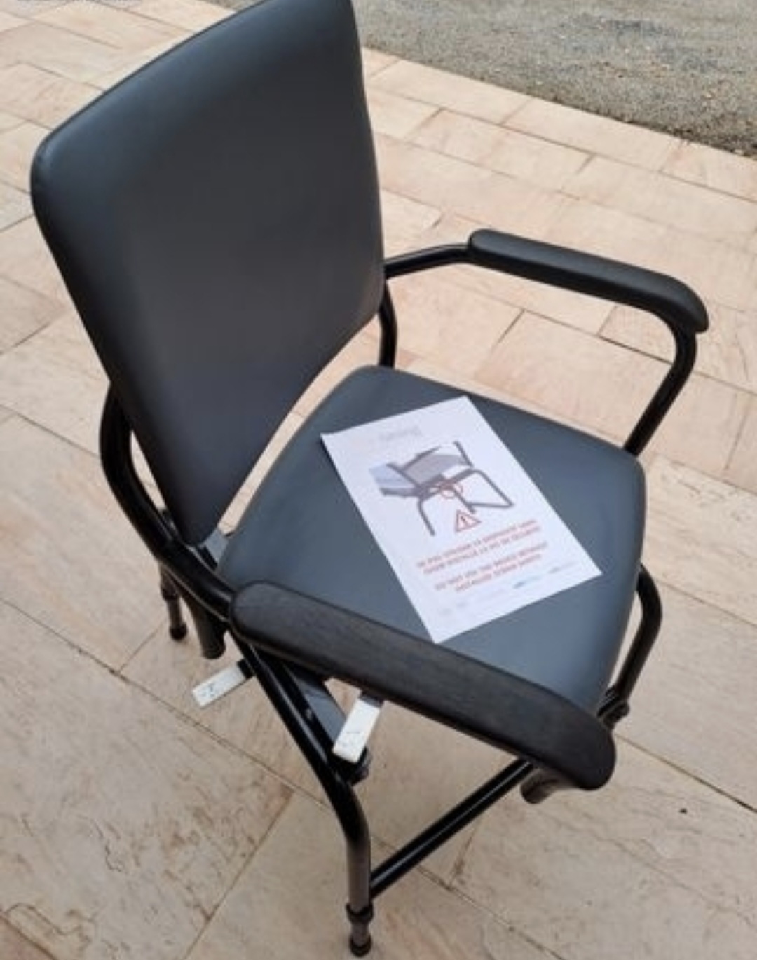 Image(s) de l'annonce Easy-Sitting - chaise rotative excellent état