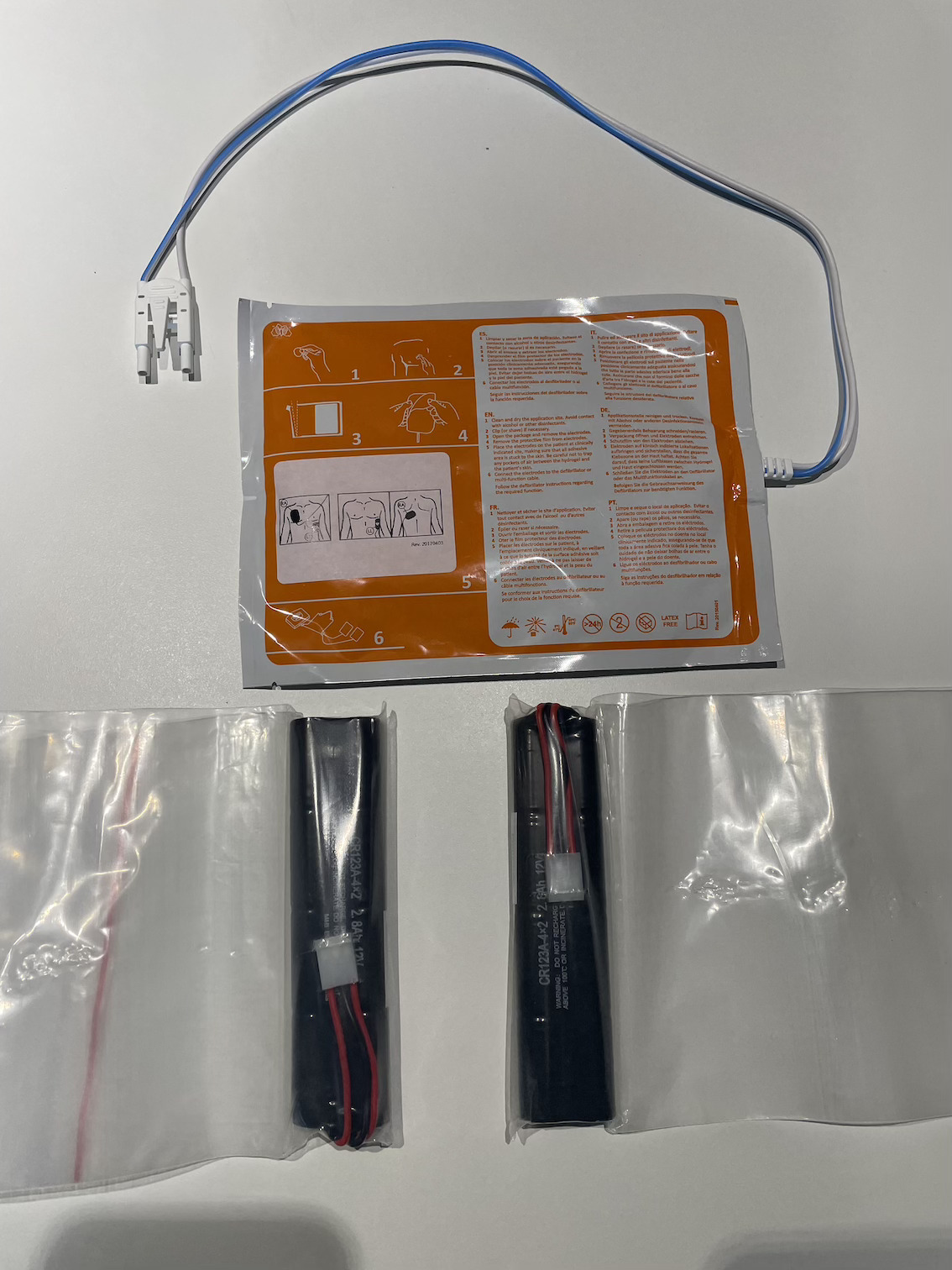 Image(s) de l'annonce Défibrillateur Neuf AED 7000