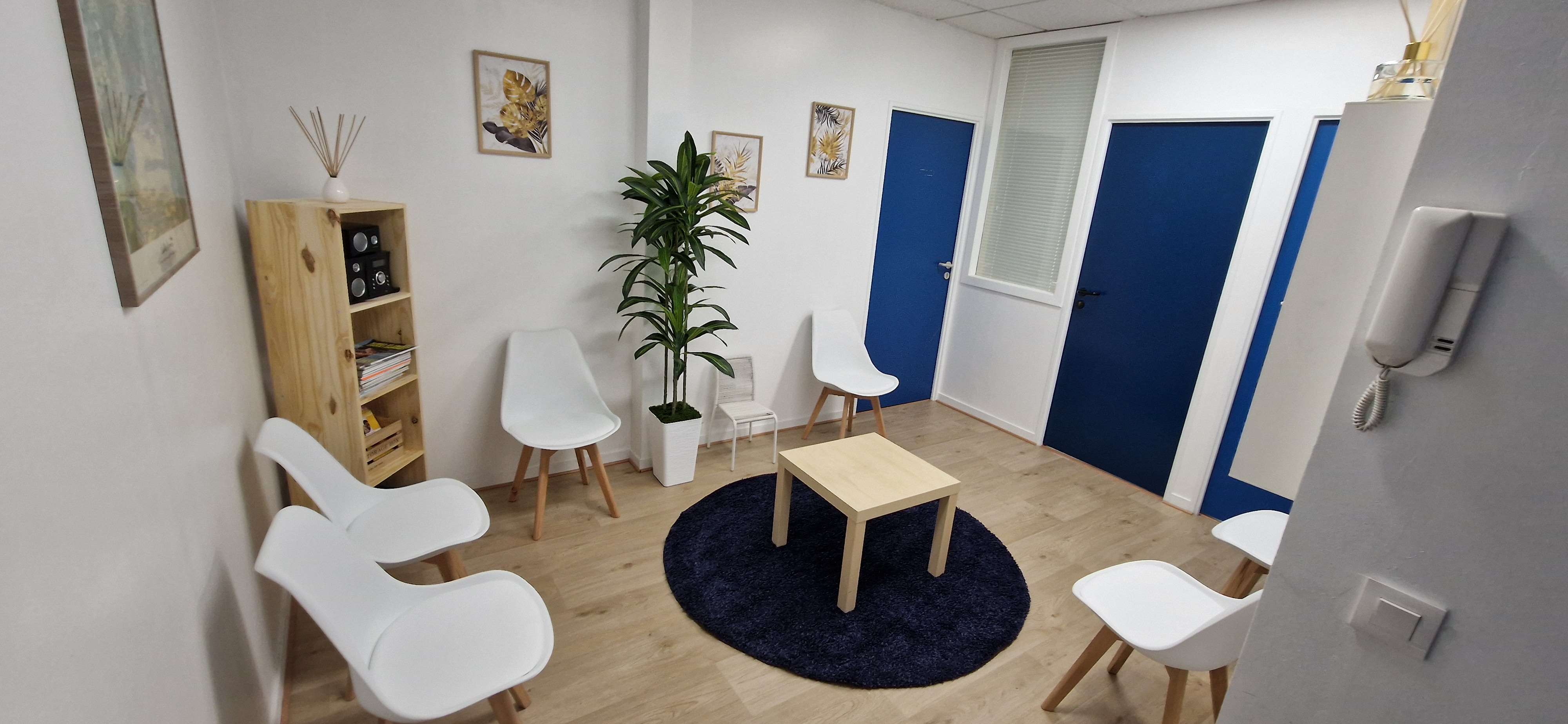 Image(s) de l'annonce A louer Local Paramédical 10 m² + salle d'attente 15 m² partagée