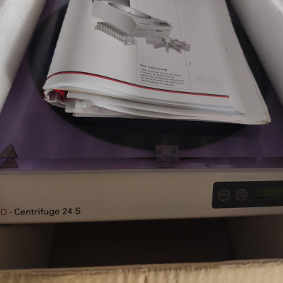 Image(s) de l'annonce Centrifugeuse 24S