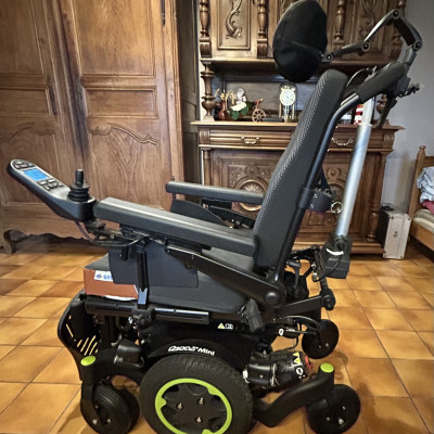 Image(s) de l'annonce Fauteuil roulant électrique