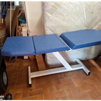 Image(s) de l'annonce Fauteuil table medical paramédical et son banc