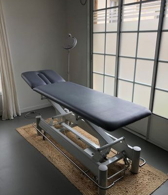 Image(s) de l'annonce Table de massage électrique Enraf-Nonius