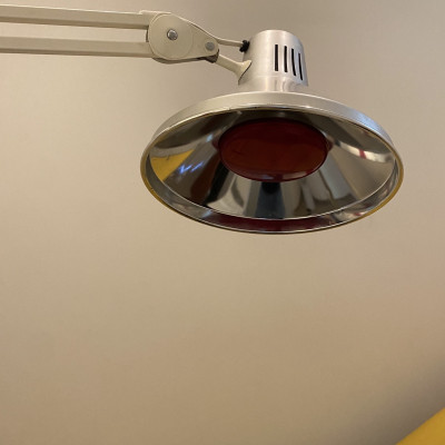 Image(s) de l'annonce Lampe infrarouge rouge sur pied
