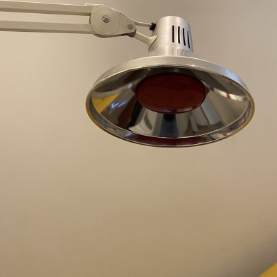 Image(s) de l'annonce Lampe infrarouge rouge sur pied