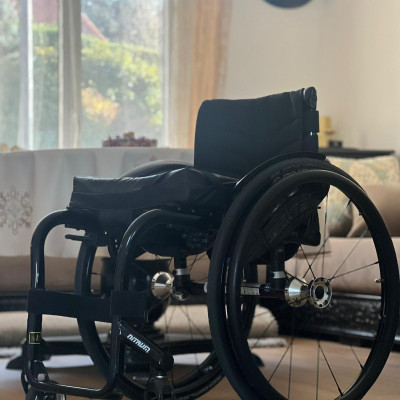Image(s) de l'annonce Fauteuil roulant