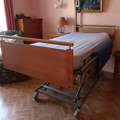 Image(s) de l'annonce Lit médicalisé électrique