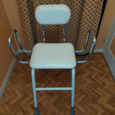 Image(s) de l'annonce Chaise de douche