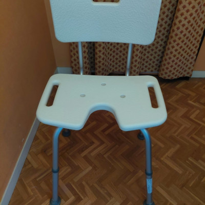 Image(s) de l'annonce Chaise de douche