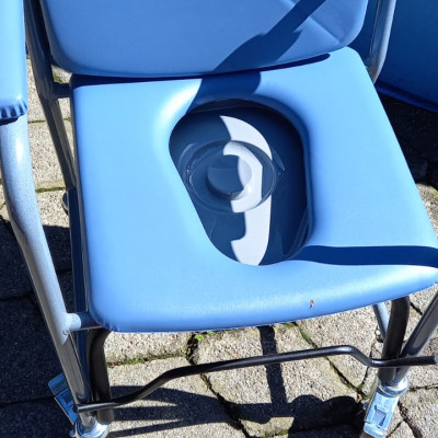 Image(s) de l'annonce Chaise pot