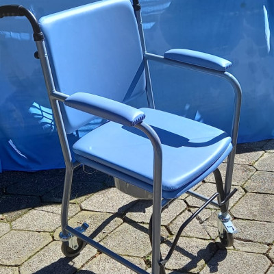 Image(s) de l'annonce Chaise pot