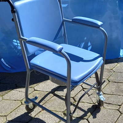 Image(s) de l'annonce Chaise pot