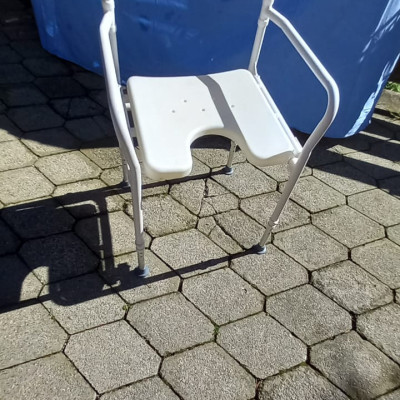 Image(s) de l'annonce Chaise douche