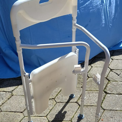 Image(s) de l'annonce Chaise douche