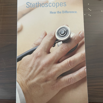 Image(s) de l'annonce Stéthoscope double pavillon Welch Allyn, neuf, emballé