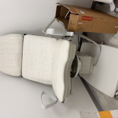 Image(s) de l'annonce Fauteuil gynécologique