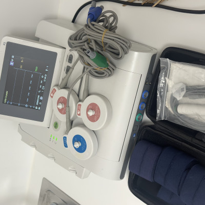 Image(s) de l'annonce Cardiotocographe EDAN F3 Gémellaire avec VCT