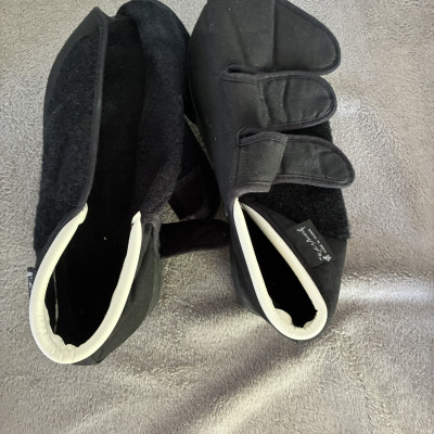 Image(s) de l'annonce Chaussures orthopédiques de décharge Barouk Type 1 velcro taille 39/40 – Très bon état