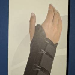 Attelle Donjoy Comfort Form Wrist Poignet droit L