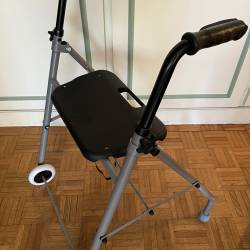 Déambulateur pliable avec siège intérieur/extérieur Rollator - Neuf